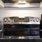 83-3W Ues Central Park Newly Furnished Xl Studio