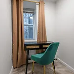 Active Park East 3bedrooms 2 Bathrooms 1700 Sf Hotel New York