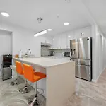 Active Park East 3bedrooms 2 Bathrooms 1700 Sf Hotel New York