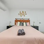 Active Park East 3bedrooms 2 Bathrooms 1700 Sf New York