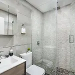 75-1a New Prime Ues W D In Unit Elevator New York