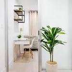 75-1a New Prime Ues W D In Unit Elevator *