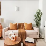 73-304 Newly Reno Studio Uws Doorman Gym Laundry