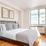 Apartment Chelsea 1br W Doorman Gym Nr High Line Nyc-704 New York