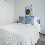 Outstanding & Cozy 4Bdr & 2Bth In Downtown Manhattan