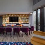 Moxy Nyc Lower East Side Hotel