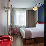 Moxy Nyc Lower East Side New York