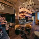 Moxy Nyc Lower East Side Hotel
