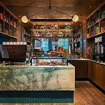 Moxy Nyc Lower East Side Hotel 3*