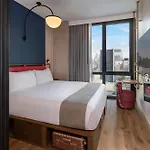 Moxy Nyc Lower East Side Hotel New York