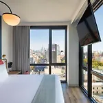 Moxy Nyc Lower East Side Hotel
