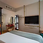 Hotel Moxy Nyc Lower East Side