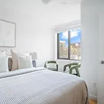 Nyc Luxury Apartment 3
