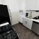 Monthly Nyc Rentals- Comfortable 4 Bedroom Unit