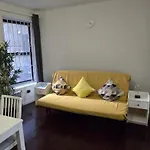 2 Bd Modern And Stylish Unit