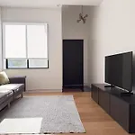 New Beautiful Modern One Bedroom In Brooklyn