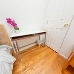 Homestay Friendly In Williamsburg Brooklyn