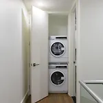 Apartment 75-3c Brand New Duplex 3br W D In The Unit *