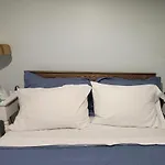 Stay In Historic Brooklyn Townhouse