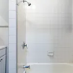 Charming 2-bedroom Haven In Manhattan Apartment