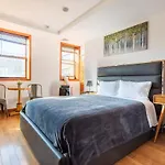 Onix Apartment