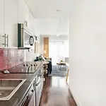 809-5a Gorgeous New 1br Heart Of Midtown * New York