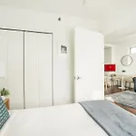 809-5a Gorgeous New 1br Heart Of Midtown New York