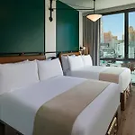 Hotel Moxy Nyc Lower East Side 3*