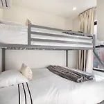 Three-Bedroom Suite In Prime Williamsburg