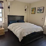 Fully Renovated Manhattan Gem Aparthotel New York