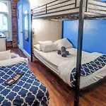 Metropolitan Manhattan Apartment New York
