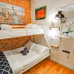 Apartment Metropolitan Manhattan