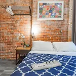 Metropolitan Manhattan Apartment New York