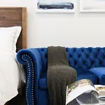 240-9 Luxury Prime Location Studio W&D