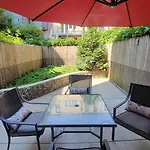 Cypress Court I By Rove Travel 2Br Harlem Apartment