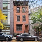 Downing By Rove Travel Private Terrace & Patio