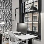 Downing By Rove Travel Private Terrace & Patio Apartment *