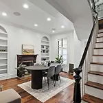 Downing By Rove Travel Private Terrace & Patio Apartment *