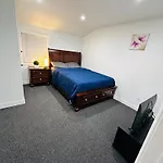 Top Class Room Near Jfk