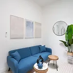 48-5fe Brand New 2br In Prime Midtown - W&d * New York