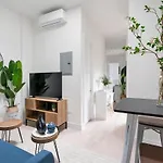 48-5fe Brand New 2br In Prime Midtown - W&d Apartment New York