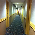 Motel Linden Motor - Brooklyn *