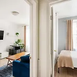 Apartment 428-2w Newly Furnished Prime Location 2br Sleeps 5 New York