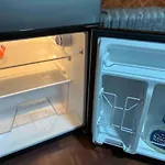 Large And Spacious Room Facing A Beautiful Park Minutes Away From Manhattan