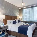 Artezen 4*