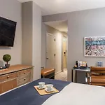 Artezen Hotel