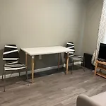 Apartment One Bedroom, Nyc 45 Min By Subway , Brooklyn, Brighton *
