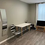One Bedroom, Nyc 45 Min By Subway , Brooklyn, Brighton