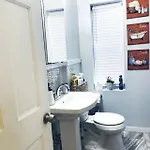 Apartment Nyc Cozy Private Bedroom With Free Parking & Near Subway - Business & Tourists
