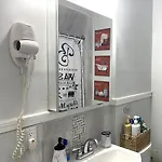 Nyc Cozy Private Bedroom With Free Parking & Near Subway - Business & Tourists *